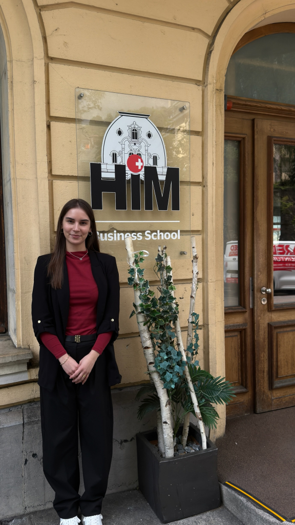 Posjeta – HIM Business School