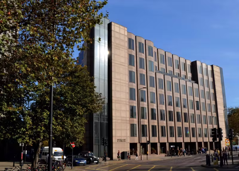 Arden University — kampus i studenti