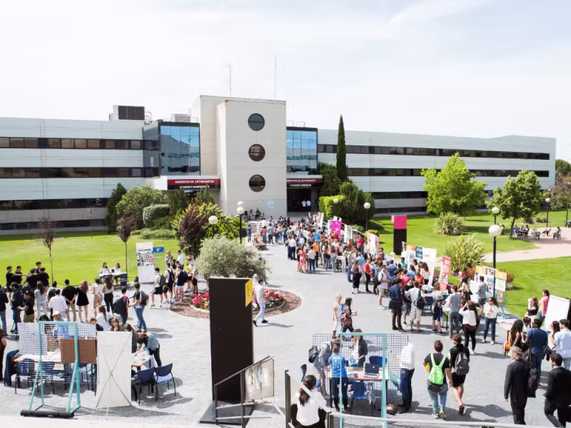 Universidad Europea — kampus i studenti