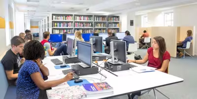 Webster Vienna Private University — kampus i studenti
