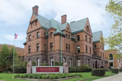 Gannon University — kampus i studenti