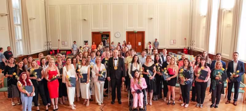 FUDŠ - Fakultet za primijenjene društvene nauke — kampus i studenti